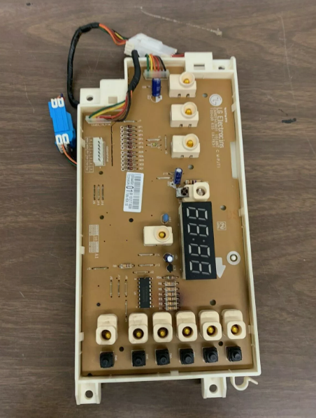 Invisible Foundation:Unve-iling the Ubiquity of PCBs,From Mobile Phones to Space