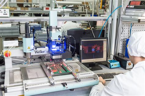Unlocking Efficiency: The Benefits of Turnkey PCB Manufacturing
