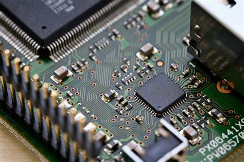 Revolutionizing Electronics: The Future of Circuits Assembly