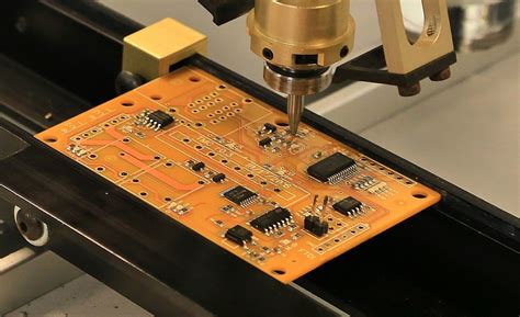 Rf shielding on pcb