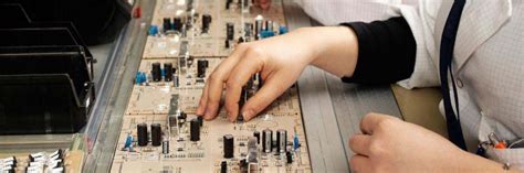Precision Techniques in Circuit Card Assembly