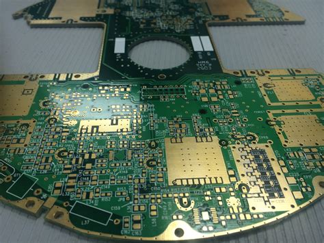 Domestic PCB Manufacturing: Balancing Cost and Quality