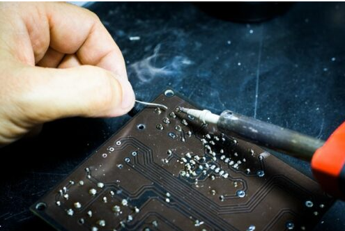 Handmade PCB Soldering: A Comprehensive Guide to DIY Circuit Board Assembly