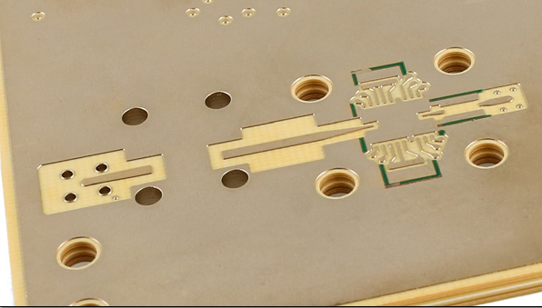 Microwave Circuits and PCB Design: Principles and Practices