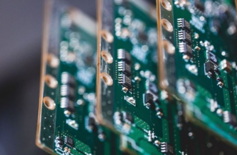 The Rapid Development of the PCB Industry: Key Driving Factors
