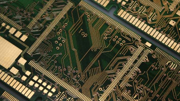 High-Density Interconnect (HDI) PCBs vs. Conventional PCBs: A Comprehensive Comparison