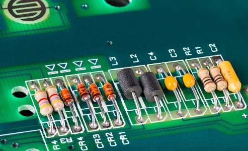 Why Sometimes a Resistor is Placed in Series with PCB Traces