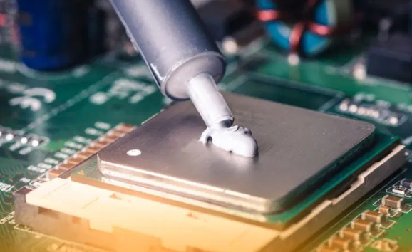Application of Thermal Paste for PCB Assembly