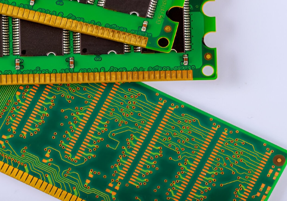 PCB Card Edge Connector Area: Design Considerations and Optimization