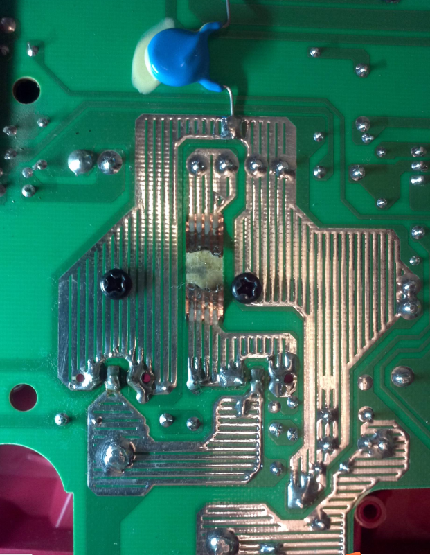 Analysis of PCB Trace Breakage Causes