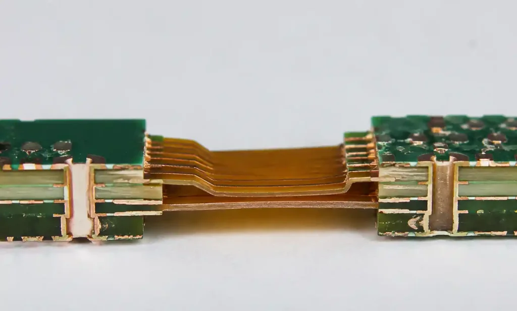 Rigid Flex PCB Structure with Flexible and Rigid Layers