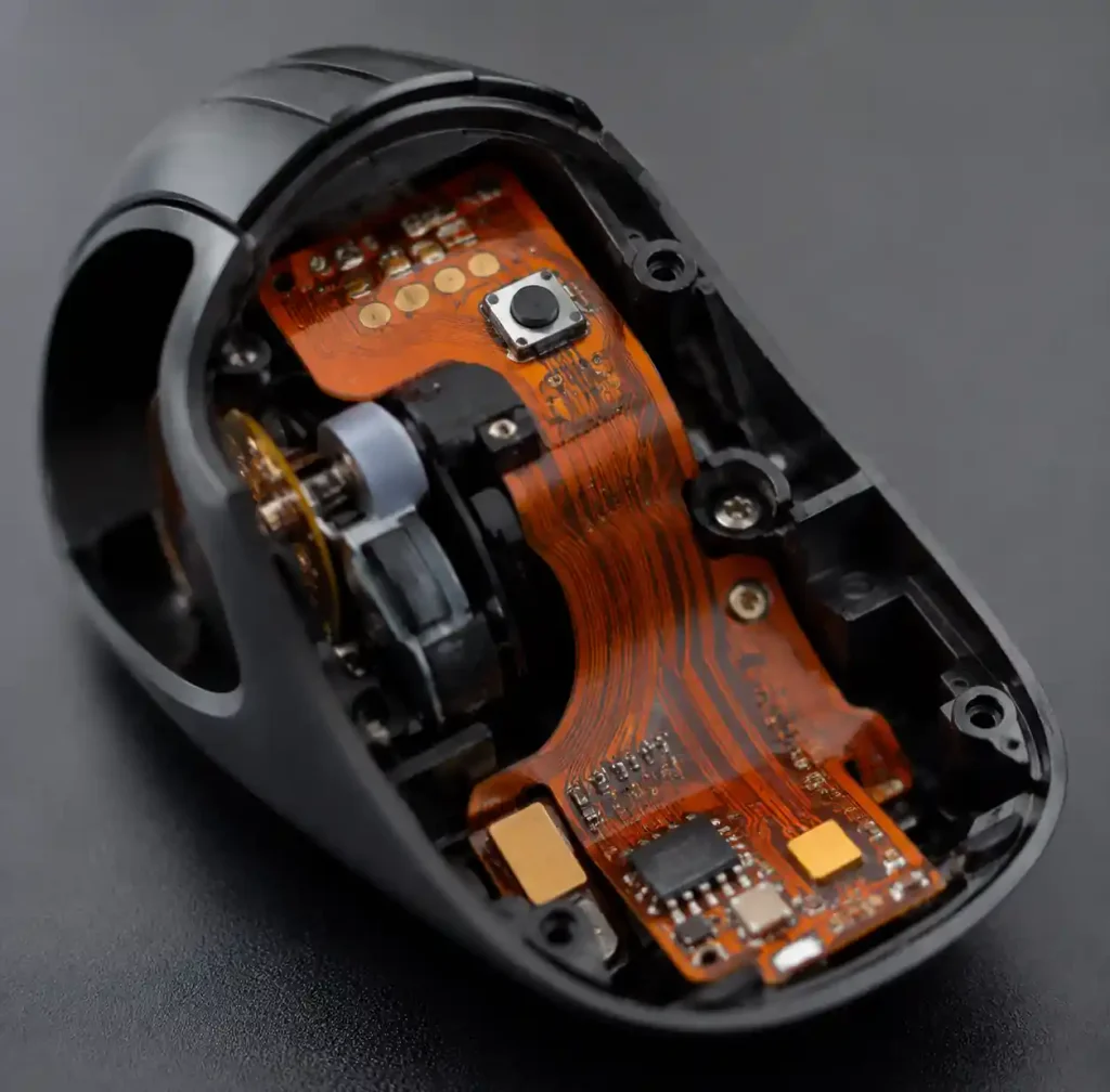 Flex PCB 3D packaging in compact electronic device