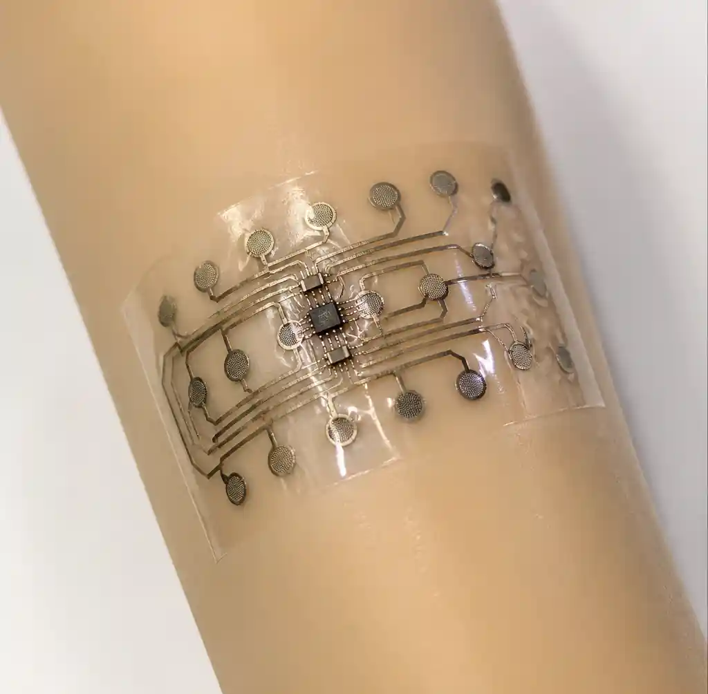 Wearable Health Monitoring Patch Using FHE Technology