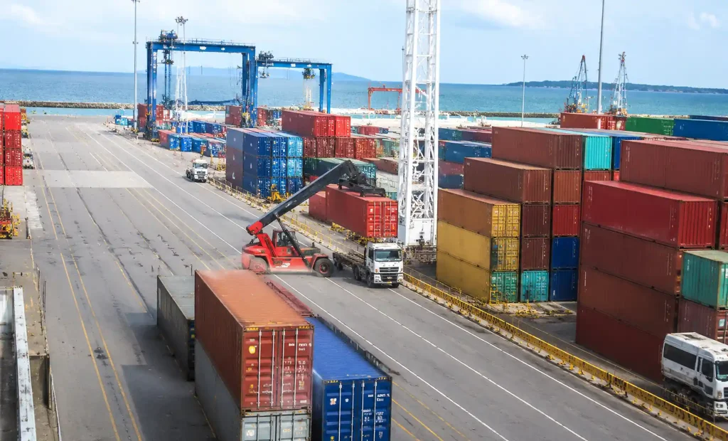 PCB shipping and logistics operations from China to Southeast Asian ports including containers and freight