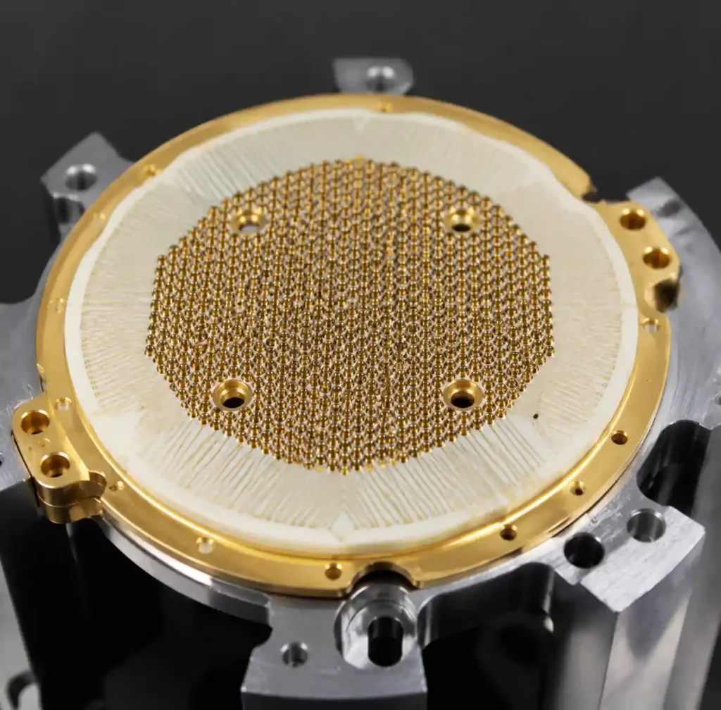 Vertical MEMS probe card with fine-pitch probe array