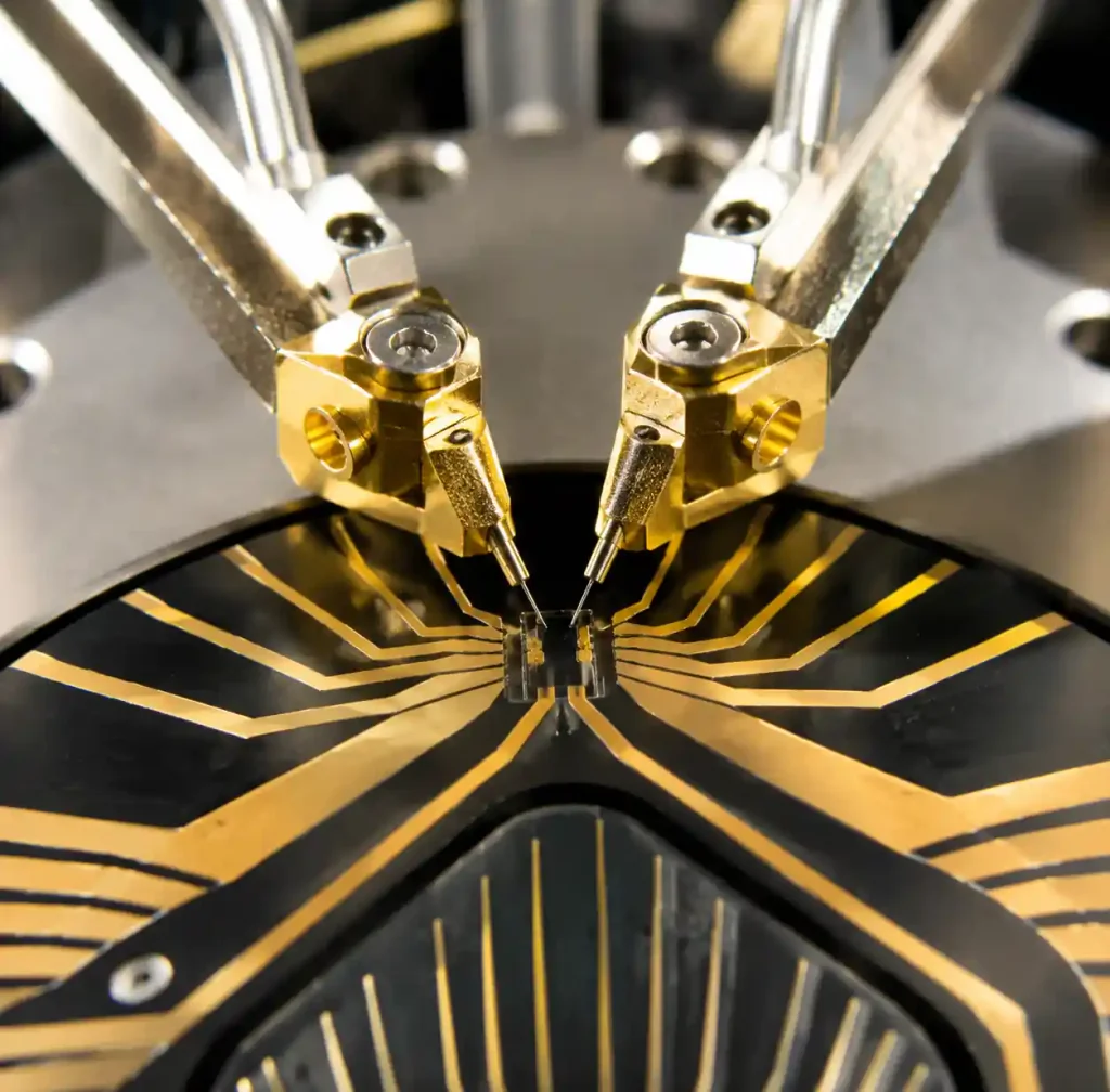 RF probe card with coplanar waveguide design for high-frequency testing